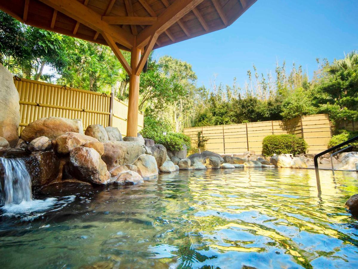 Ooedo Onsen Monogatari Hotel Ranpu Hirado Esterno foto