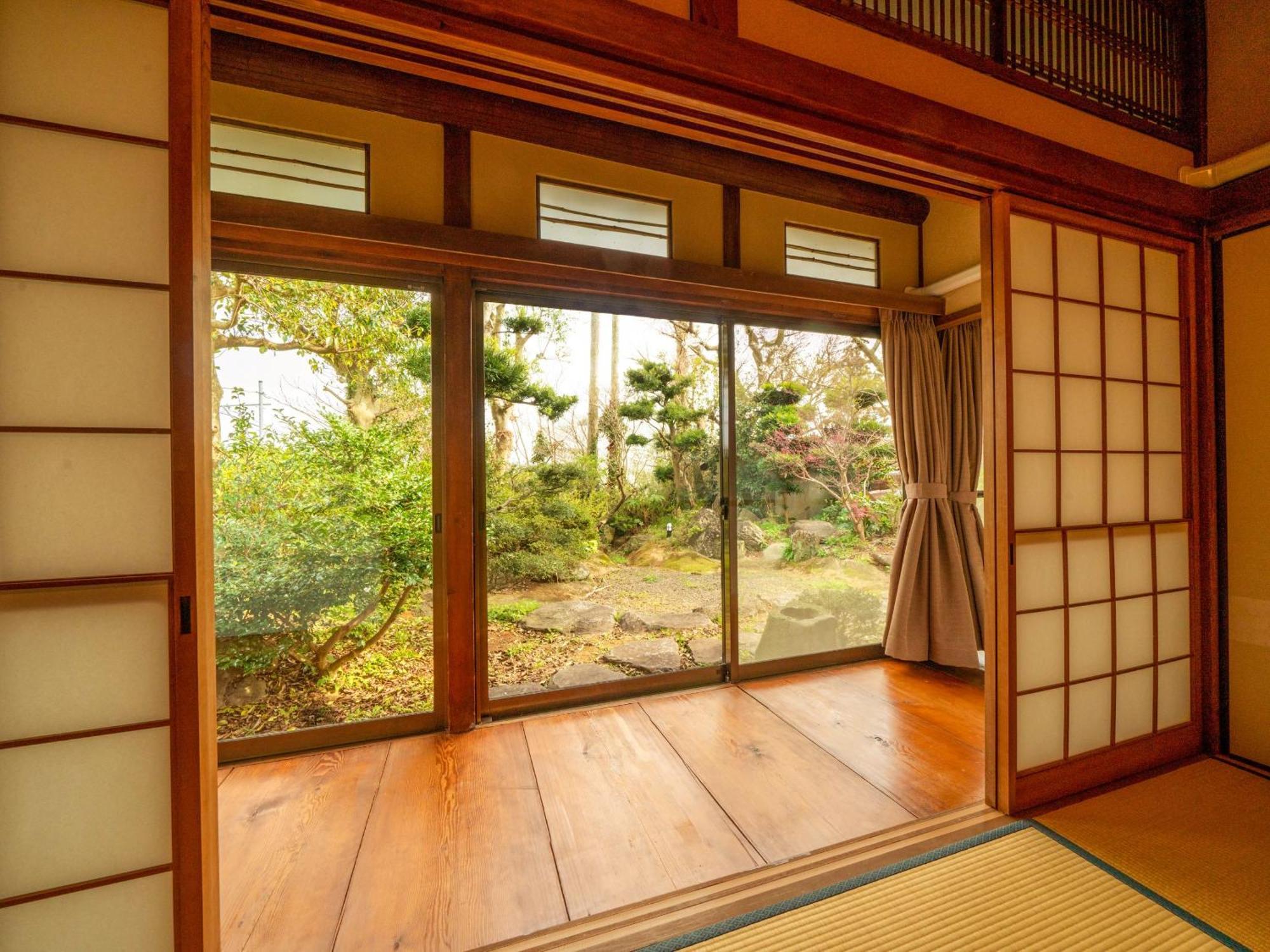 Ooedo Onsen Monogatari Hotel Ranpu Hirado Esterno foto
