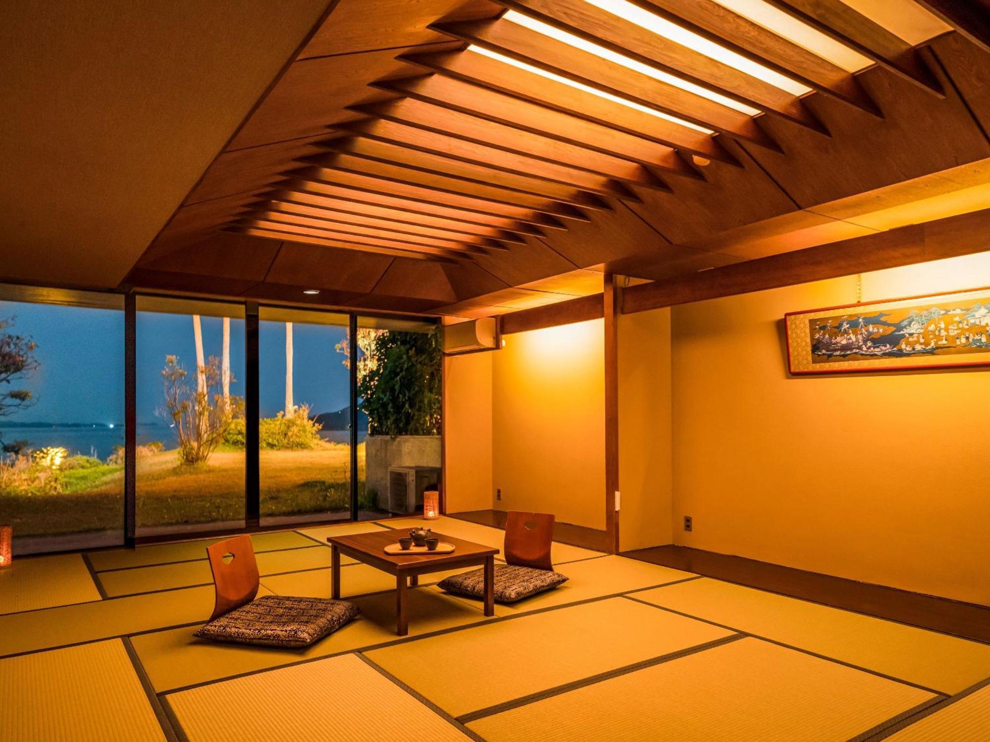 Ooedo Onsen Monogatari Hotel Ranpu Hirado Esterno foto