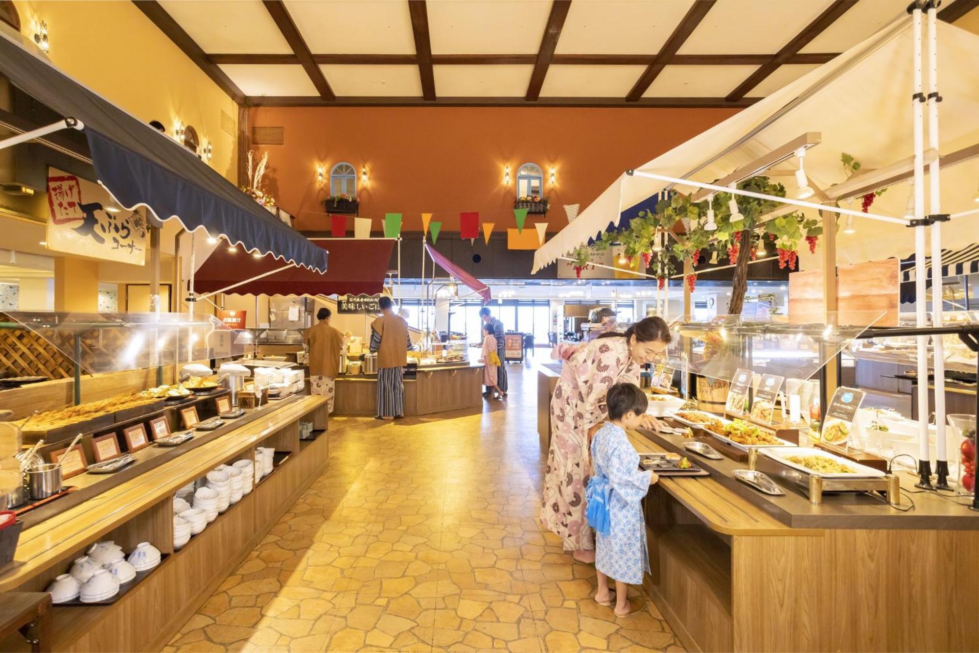 Ooedo Onsen Monogatari Hotel Ranpu Hirado Esterno foto